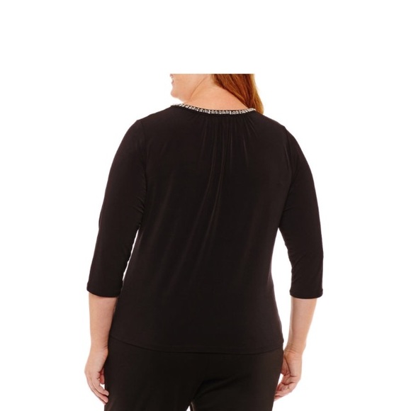 Bling Split Neck top - Picture 3 of 3